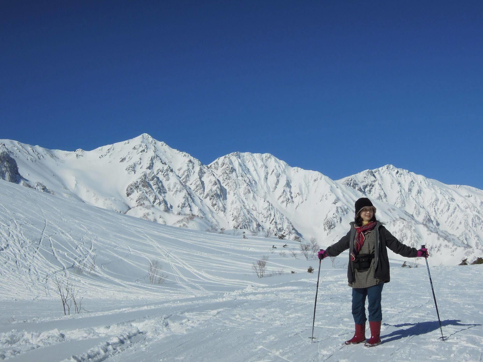 Hotel Happy Talk Hakuba Exterior foto