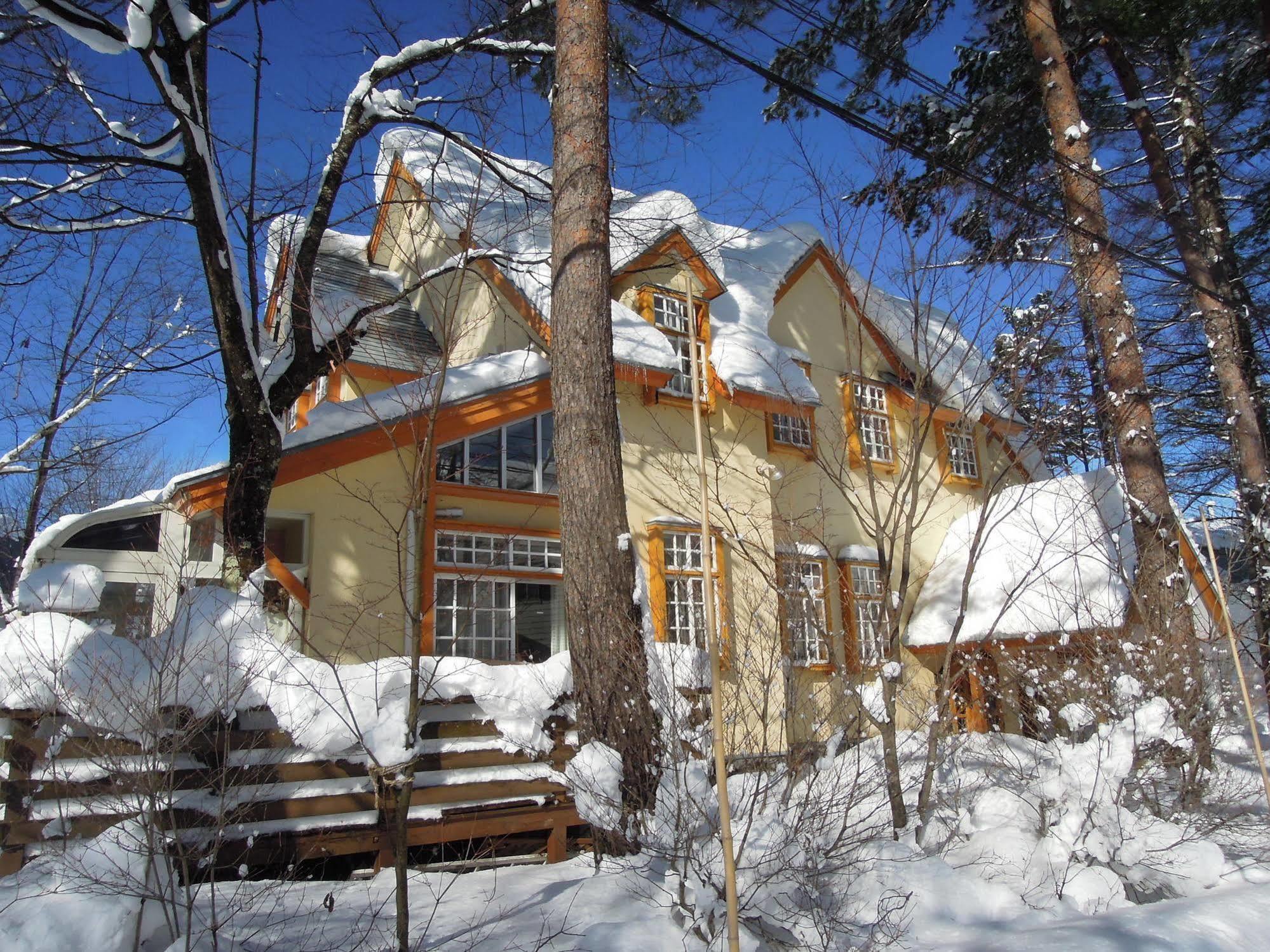 Hotel Happy Talk Hakuba Exterior foto